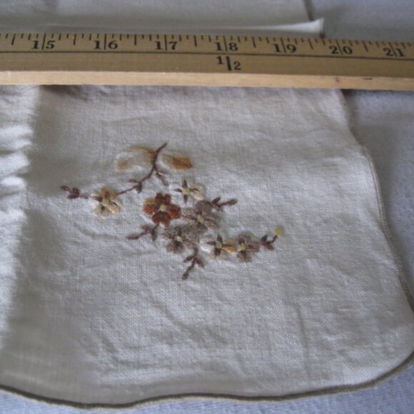 Lot of 7 Vintage Ladies Handkerchiefs Embroidered Crochet Edging Lace Silk Linen - Picture 14 of 16